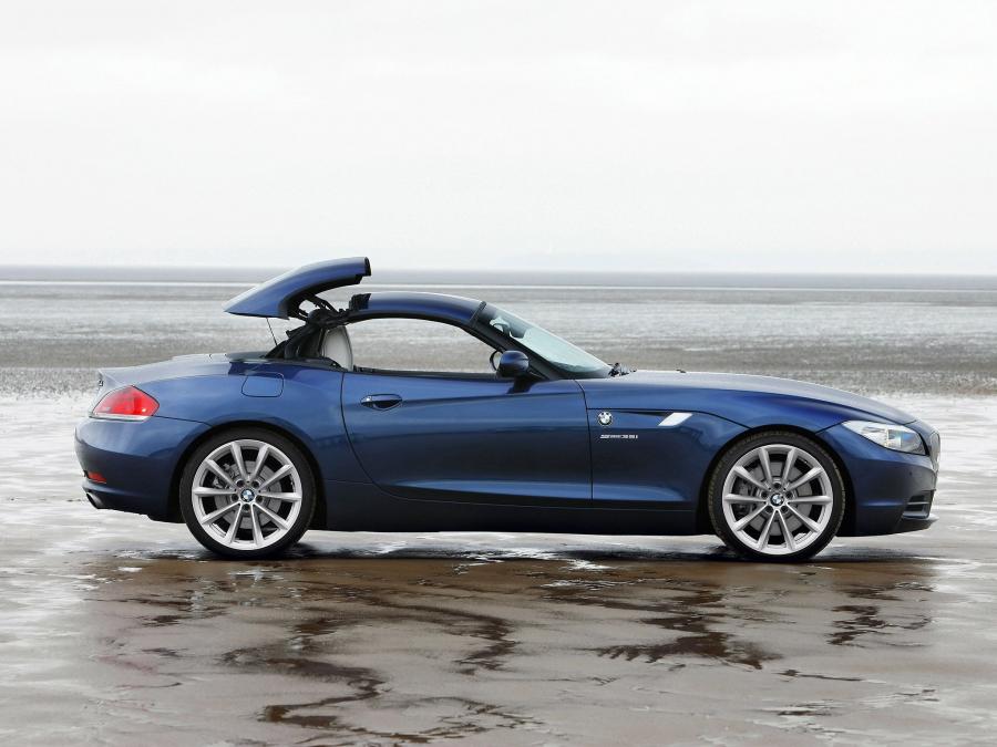  BMW Z4 2009 года  (UK) (фото 13 из 15)